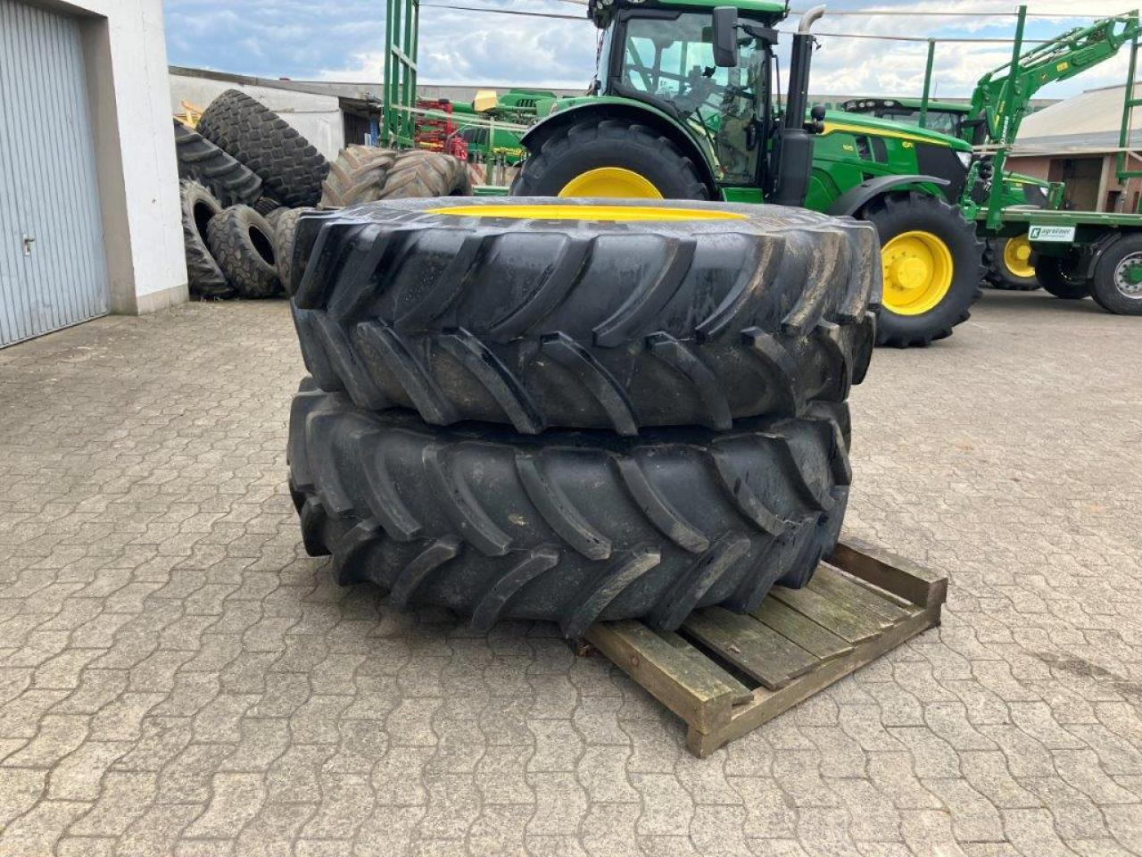 Vredestein 520/85R42 - Band voor Landbouwmachine: afbeelding 2 Vredestein 520/85R42 - Band voor Landbouwmachine: afbeelding 2