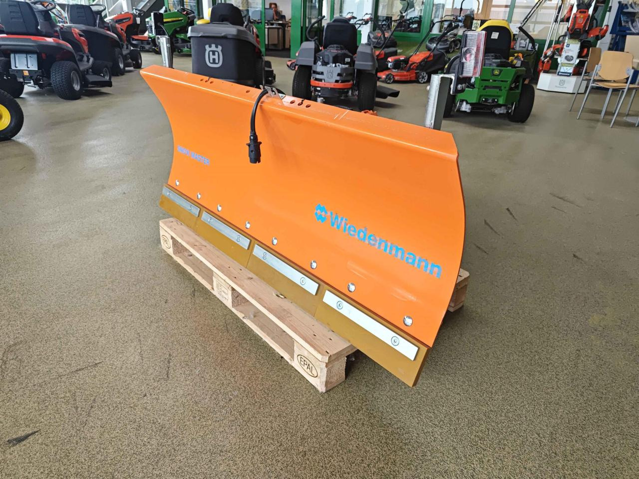 Wiedenmann Snow Master 3809 - Blad: afbeelding 1 Wiedenmann Snow Master 3809 - Blad: afbeelding 1