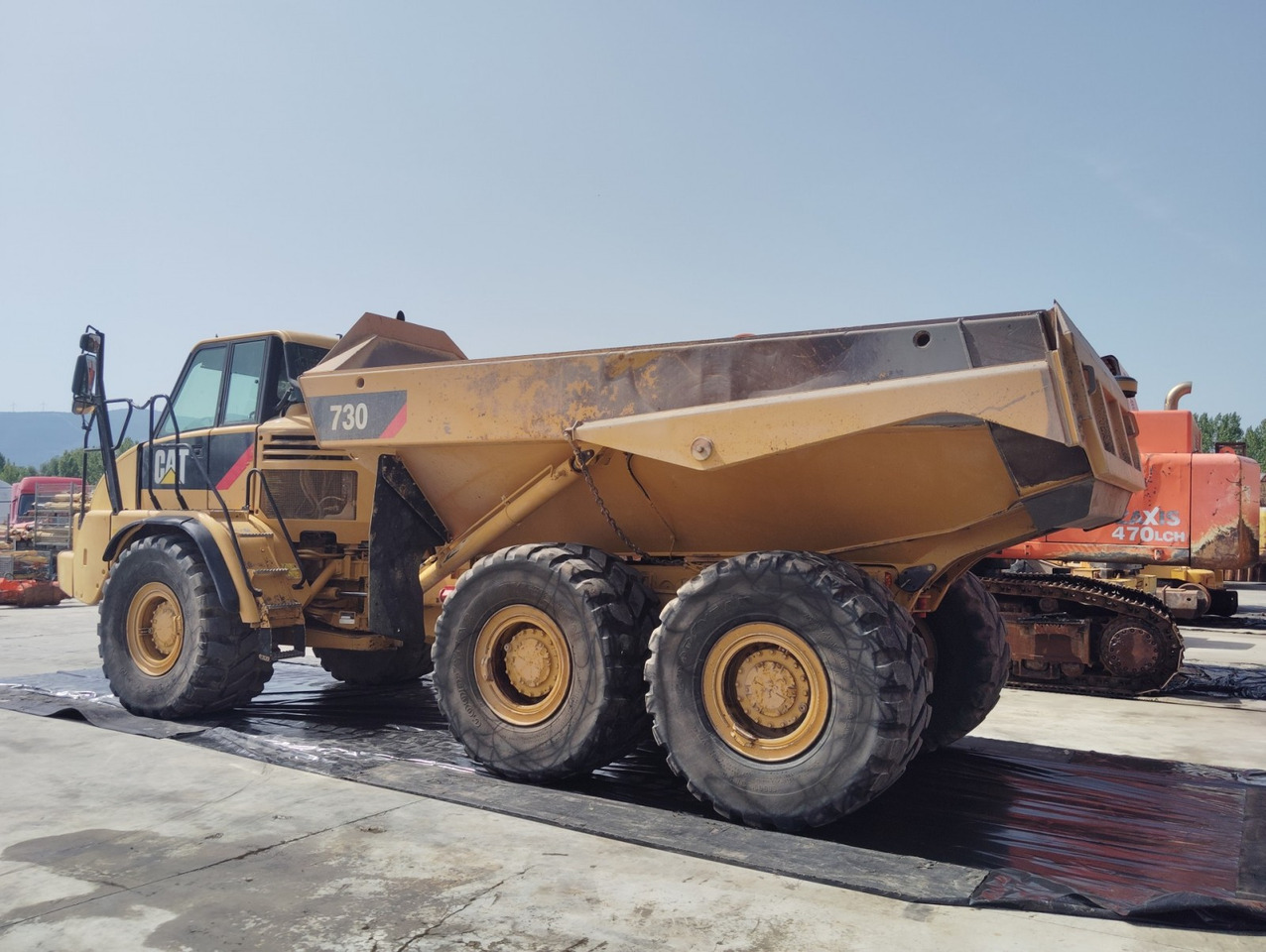DUMPER ARTICULADO CATERPILLAR 730 - Kiepwagen met knikbesturing: afbeelding 3 DUMPER ARTICULADO CATERPILLAR 730 - Kiepwagen met knikbesturing: afbeelding 3