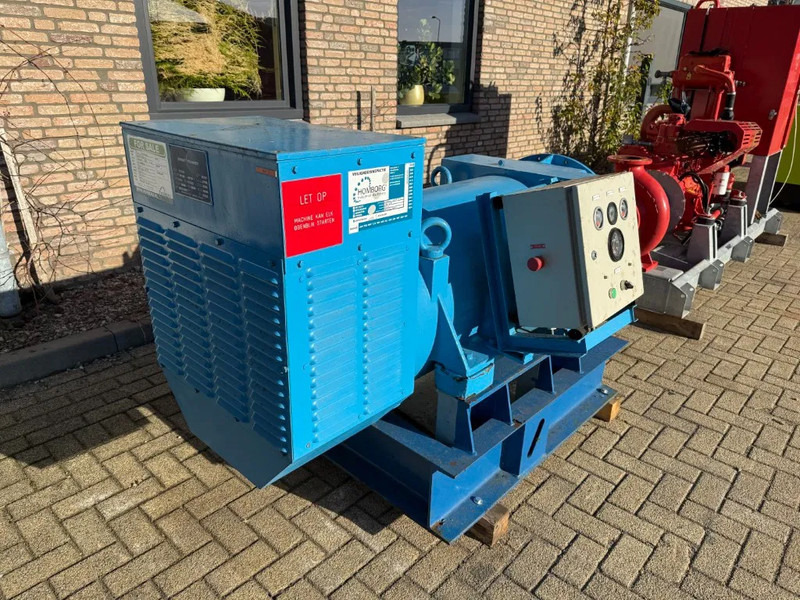 AVK 450 kVA generatordeel Alternator as New ! 196 hours - Industrie generator: afbeelding 1 AVK 450 kVA generatordeel Alternator as New ! 196 hours - Industrie generator: afbeelding 1