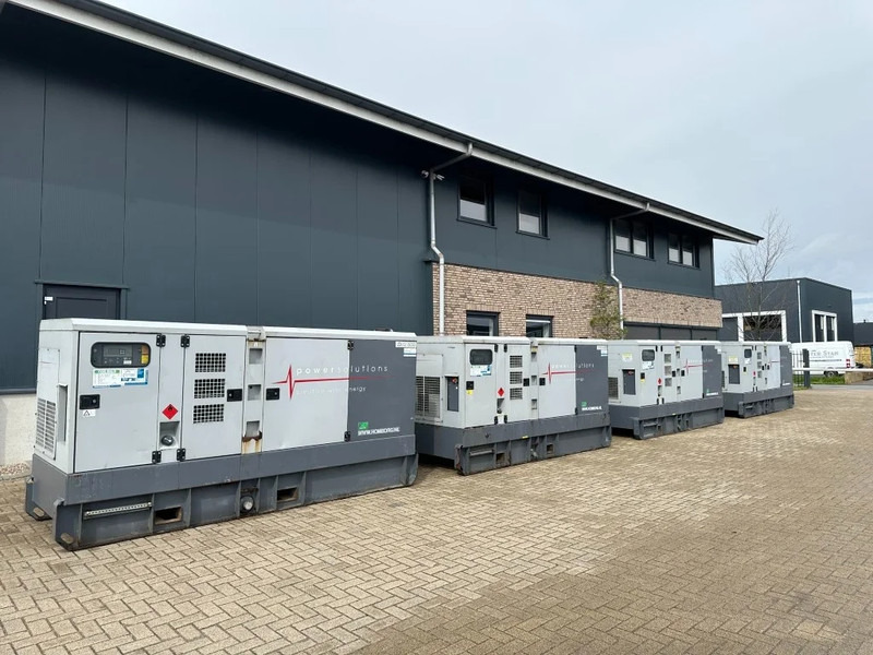 Atlas-Copco QAS 200 Volvo Leroy Somer 220 kVA Silent Rental generatorset - Industrie generator: afbeelding 2 Atlas-Copco QAS 200 Volvo Leroy Somer 220 kVA Silent Rental generatorset - Industrie generator: afbeelding 2