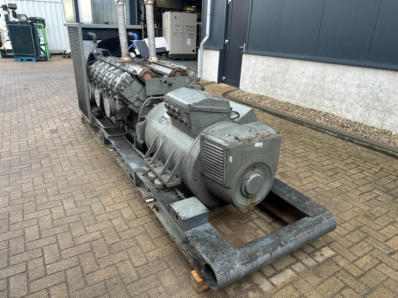 Baudouin Leroy Somer 300 kVA noodstroom generatorset ex Emergency - Industrie generator: afbeelding 5 Baudouin Leroy Somer 300 kVA noodstroom generatorset ex Emergency - Industrie generator: afbeelding 5