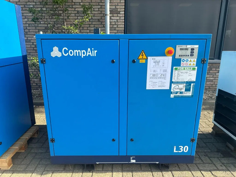 Compair L30 Elektrische Schroefcompressor 30 kW 4.88 m3 / min 7.5 Bar - Luchtcompressor: afbeelding 1 Compair L30 Elektrische Schroefcompressor 30 kW 4.88 m3 / min 7.5 Bar - Luchtcompressor: afbeelding 1