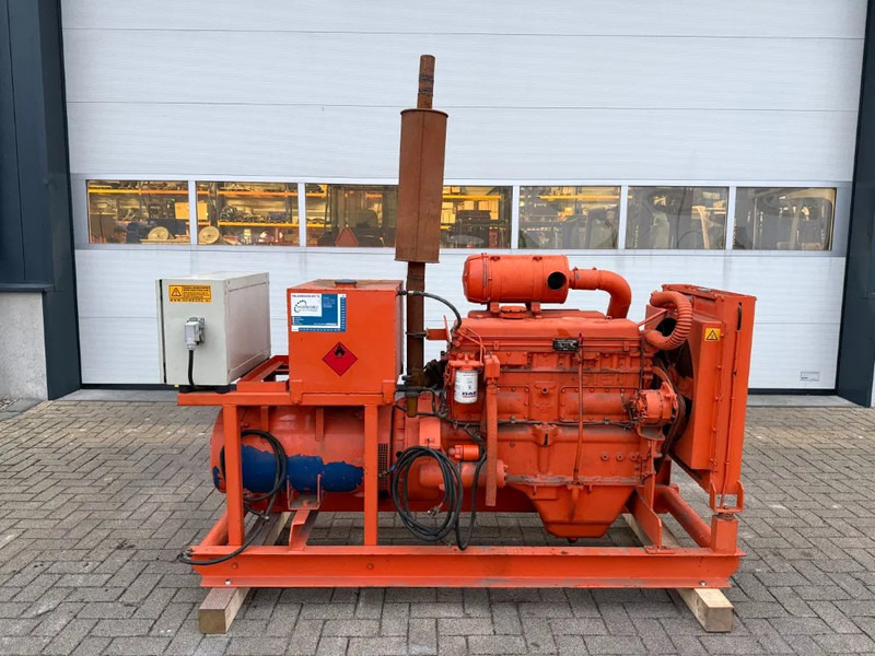 DAF DT 615 Marelli 80 kVA noodstroom aggregaat generatorset 163 hours ! - Industrie generator: afbeelding 2 DAF DT 615 Marelli 80 kVA noodstroom aggregaat generatorset 163 hours ! - Industrie generator: afbeelding 2