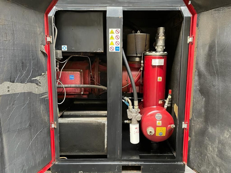 Ecoair D102 Elektrische Schroefcompressor 75 kW 10.000 L / min 8 Bar - Luchtcompressor: afbeelding 3 Ecoair D102 Elektrische Schroefcompressor 75 kW 10.000 L / min 8 Bar - Luchtcompressor: afbeelding 3