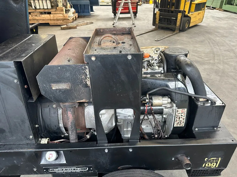 Industrie generator GenSet MPM 8 / 300 I-EL 8 kVA 300 Amp Las generatorset: afbeelding 13 Industrie generator GenSet MPM 8 / 300 I-EL 8 kVA 300 Amp Las generatorset: afbeelding 13