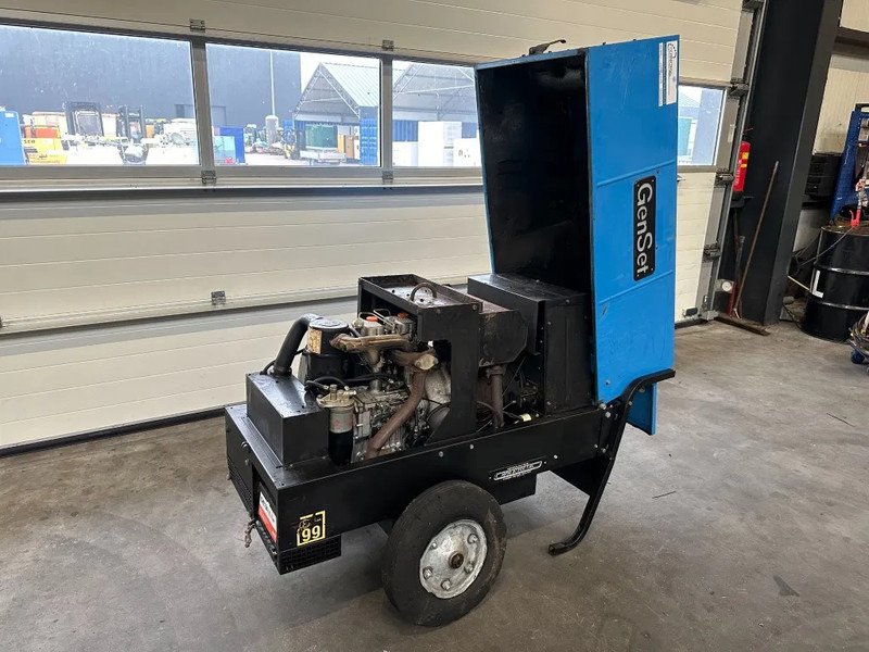 Industrie generator GenSet MPM 8 / 300 I-EL 8 kVA 300 Amp Las generatorset: afbeelding 7 Industrie generator GenSet MPM 8 / 300 I-EL 8 kVA 300 Amp Las generatorset: afbeelding 7