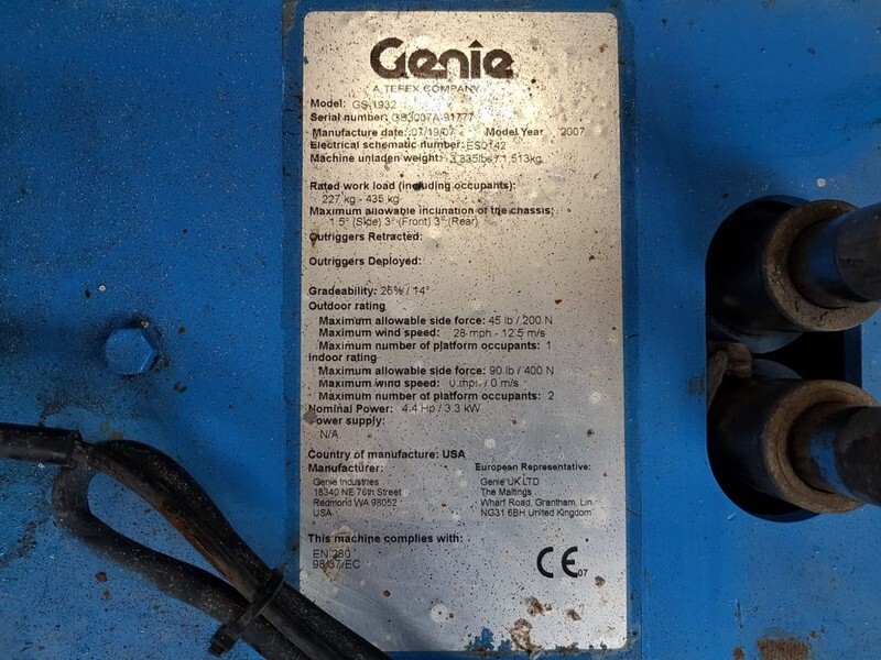 Genie GS 1932 Elektrische Schaarhoogwerker 7.8 meter werkhoogte accu's 2022 ! - Schaarlift: afbeelding 3 Genie GS 1932 Elektrische Schaarhoogwerker 7.8 meter werkhoogte accu's 2022 ! - Schaarlift: afbeelding 3