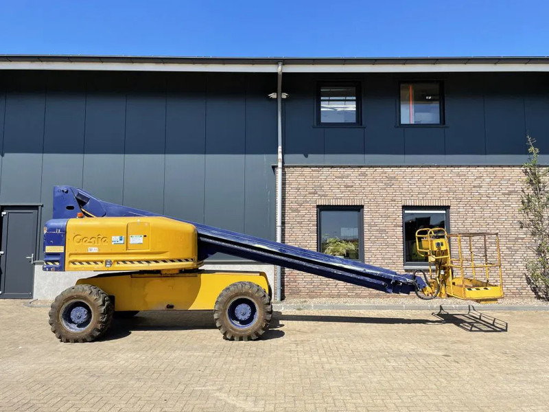 Genie S-60 Deutz Diesel 4 x 4 Telescoophoogwerker 17.6 meter werkhoogte - Telescoophoogwerker: afbeelding 2 Genie S-60 Deutz Diesel 4 x 4 Telescoophoogwerker 17.6 meter werkhoogte - Telescoophoogwerker: afbeelding 2