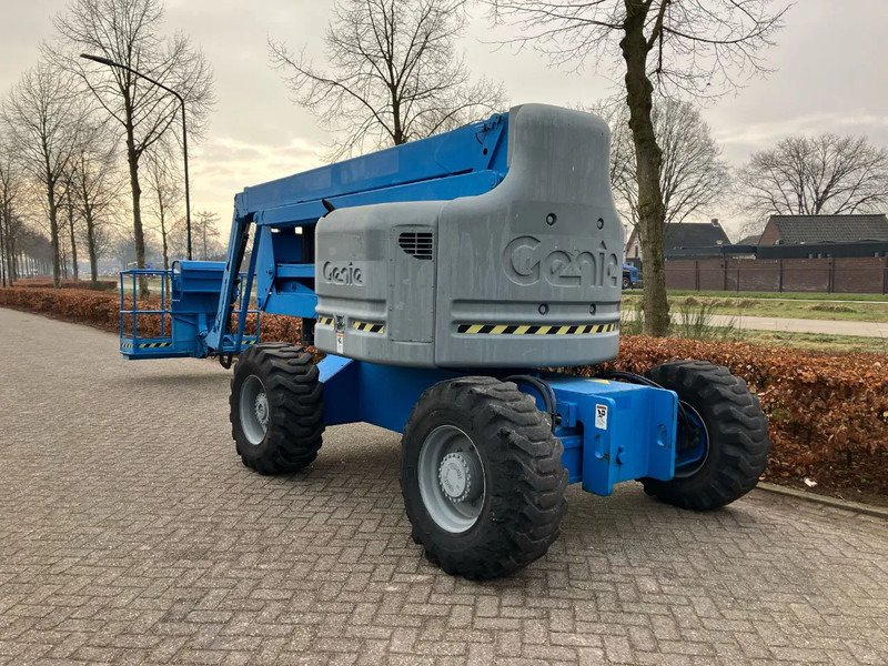 Genie Z60/34 Deutz Diesel 4 x 4 Knik Telescoop Hoogwerker 20.4 meter werkhoogte - Knikarmhoogwerker: afbeelding 2 Genie Z60/34 Deutz Diesel 4 x 4 Knik Telescoop Hoogwerker 20.4 meter werkhoogte - Knikarmhoogwerker: afbeelding 2