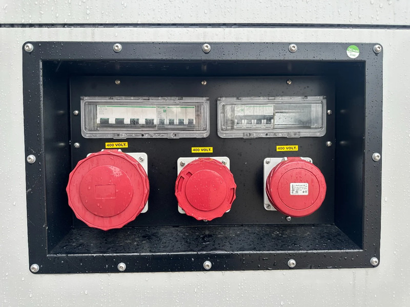 Himoinsa HFW 120 Iveco FPT Stamford 120 kVA Silent Rental generatorset New! - Industrie generator: afbeelding 5 Himoinsa HFW 120 Iveco FPT Stamford 120 kVA Silent Rental generatorset New! - Industrie generator: afbeelding 5