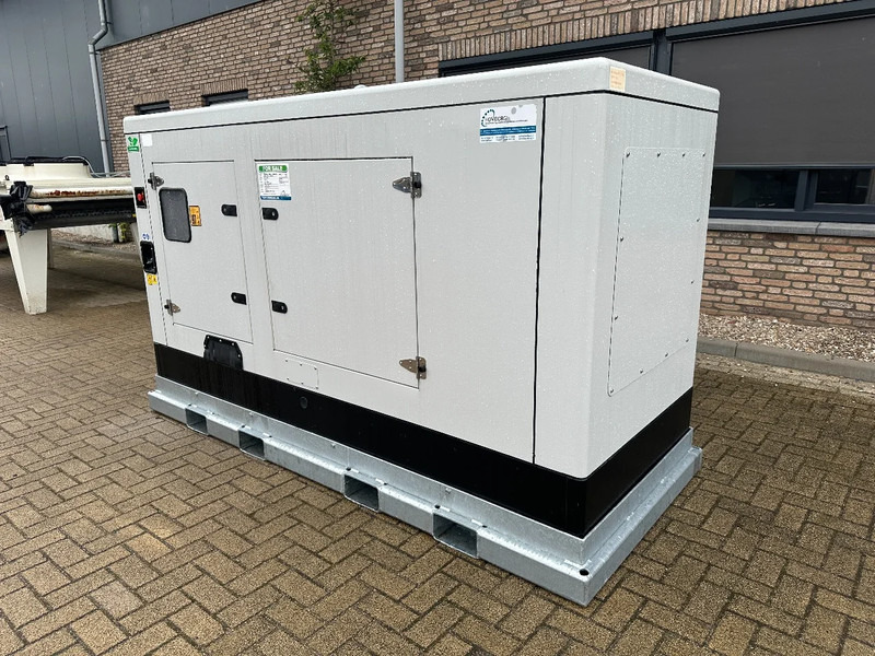 Himoinsa HFW 120 Iveco FPT Stamford 120 kVA Silent Rental generatorset New! - Industrie generator: afbeelding 4 Himoinsa HFW 120 Iveco FPT Stamford 120 kVA Silent Rental generatorset New! - Industrie generator: afbeelding 4