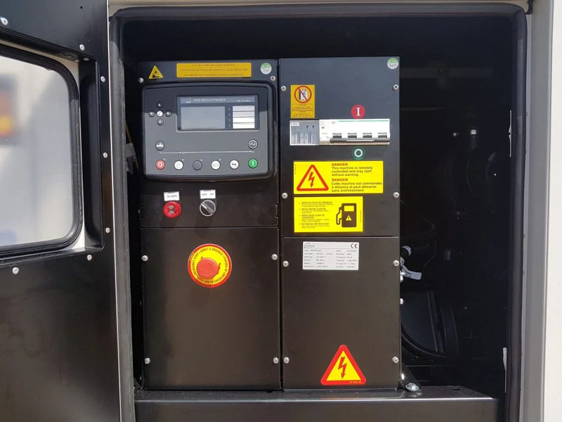 Himoinsa HFW60 Iveco Stamford 60 kVA Supersilent generatorset New ! - Industrie generator: afbeelding 5 Himoinsa HFW60 Iveco Stamford 60 kVA Supersilent generatorset New ! - Industrie generator: afbeelding 5