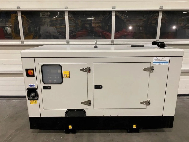 Himoinsa HYW-17 Yanmar Stamford 19 kVA Supersilent Stage 5 Generatorset Nieuw ! - Industrie generator: afbeelding 3 Himoinsa HYW-17 Yanmar Stamford 19 kVA Supersilent Stage 5 Generatorset Nieuw ! - Industrie generator: afbeelding 3