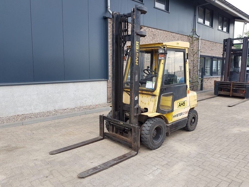 Hyster H2.50XM 2.5 ton Duplex Sideshift LPG Heftruck - LPG heftruck: afbeelding 2 Hyster H2.50XM 2.5 ton Duplex Sideshift LPG Heftruck - LPG heftruck: afbeelding 2