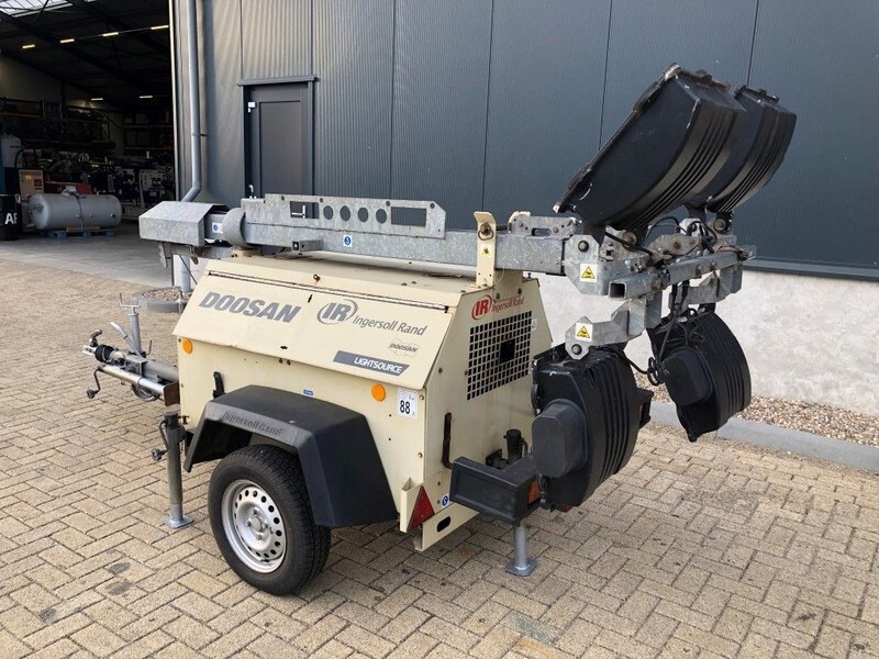 Ingersoll Rand Kubota LT6K 9 meter light tower generator - Lichtmast: afbeelding 4 Ingersoll Rand Kubota LT6K 9 meter light tower generator - Lichtmast: afbeelding 4