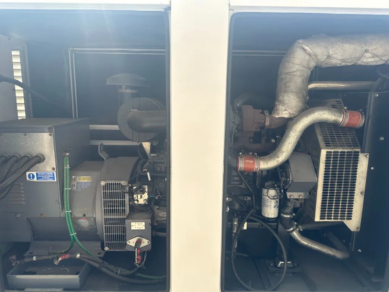Iveco FPT Stamford 125 kVA Silent Rental generatorset 419 hours ! - Industrie generator: afbeelding 3 Iveco FPT Stamford 125 kVA Silent Rental generatorset 419 hours ! - Industrie generator: afbeelding 3