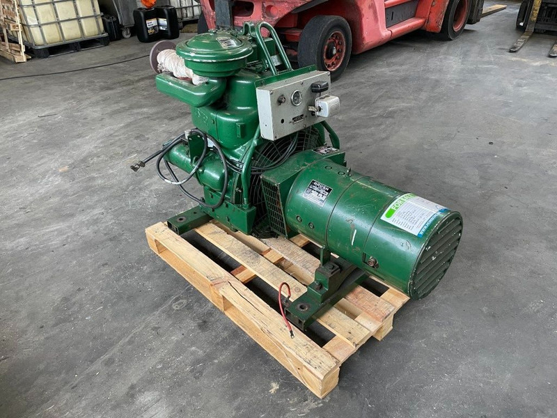 Lister HR2A - 16 kVA generatorset - Industrie generator: afbeelding 5 Lister HR2A - 16 kVA generatorset - Industrie generator: afbeelding 5