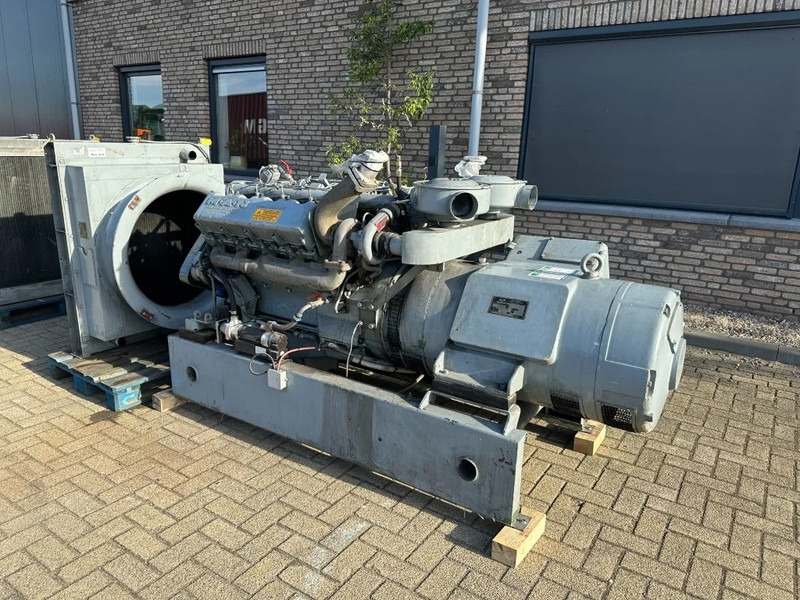 MAN D2858 MT AvK 250 kVA Noodstroom generatorset ex Emergency - Industrie generator: afbeelding 3 MAN D2858 MT AvK 250 kVA Noodstroom generatorset ex Emergency - Industrie generator: afbeelding 3