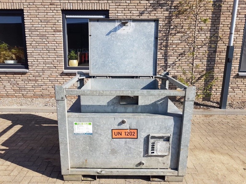 OTTO 1000 liter dieseltank IBC Gegalvaniseerd as New ! - Opslagtank: afbeelding 3 OTTO 1000 liter dieseltank IBC Gegalvaniseerd as New ! - Opslagtank: afbeelding 3