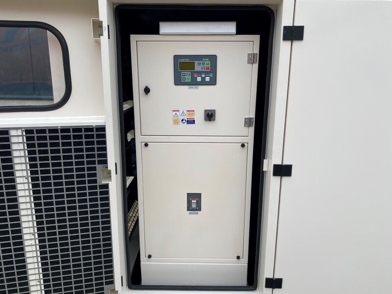 Perkins 275 kVA - 1206D-70TTAG3 Stamford 275 kVA Supersilent generatorset New ! - Industrie generator: afbeelding 3 Perkins 275 kVA - 1206D-70TTAG3 Stamford 275 kVA Supersilent generatorset New ! - Industrie generator: afbeelding 3