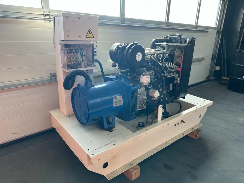 Perkins FG Wilson 23 kVA generatorset New ! - Industrie generator: afbeelding 5 Perkins FG Wilson 23 kVA generatorset New ! - Industrie generator: afbeelding 5