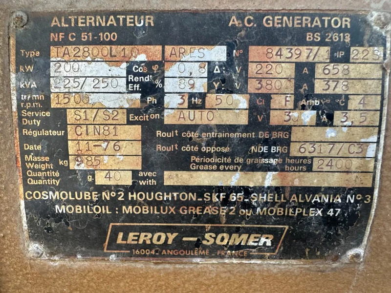 Renault Berliet Leroy Somer 250 kVA noodstroom aggregaat generatorset 148 hours - Industrie generator: afbeelding 3 Renault Berliet Leroy Somer 250 kVA noodstroom aggregaat generatorset 148 hours - Industrie generator: afbeelding 3