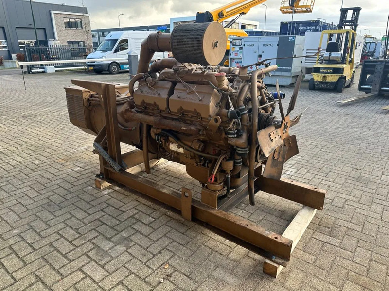 Renault Berliet Leroy Somer 250 kVA noodstroom aggregaat generatorset 148 hours - Industrie generator: afbeelding 4 Renault Berliet Leroy Somer 250 kVA noodstroom aggregaat generatorset 148 hours - Industrie generator: afbeelding 4