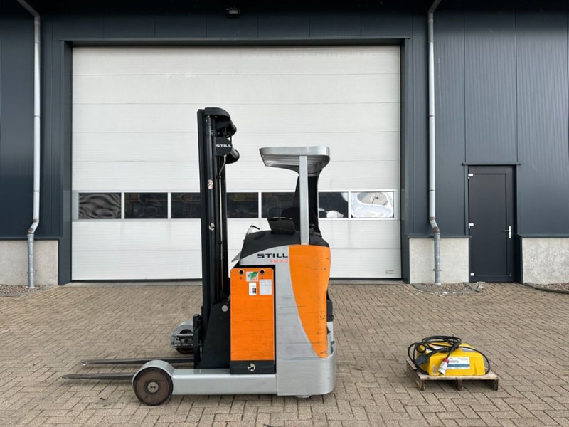 Still FM-X 12 Reachtruck 1.2 ton Triplex Freelift Sideshift Elektra Reachtruck - Reach truck: afbeelding 1 Still FM-X 12 Reachtruck 1.2 ton Triplex Freelift Sideshift Elektra Reachtruck - Reach truck: afbeelding 1