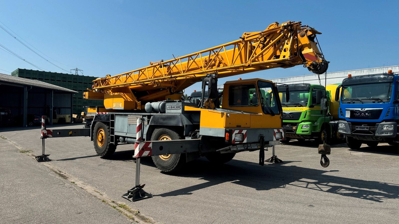 Liebherr LTM 1025 Mobilkran 40m Doppelklappspitze - Kraanwagen: afbeelding 1 Liebherr LTM 1025 Mobilkran 40m Doppelklappspitze - Kraanwagen: afbeelding 1