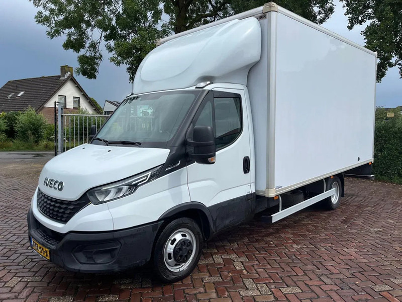 Iveco Daily 35C16 Achterdeuren (15 diverse modellen op voorraad) - Bestelwagen gesloten laadbak, Bestelwagen met dubbele cabine: afbeelding 1 Iveco Daily 35C16 Achterdeuren (15 diverse modellen op voorraad) - Bestelwagen gesloten laadbak, Bestelwagen met dubbele cabine: afbeelding 1