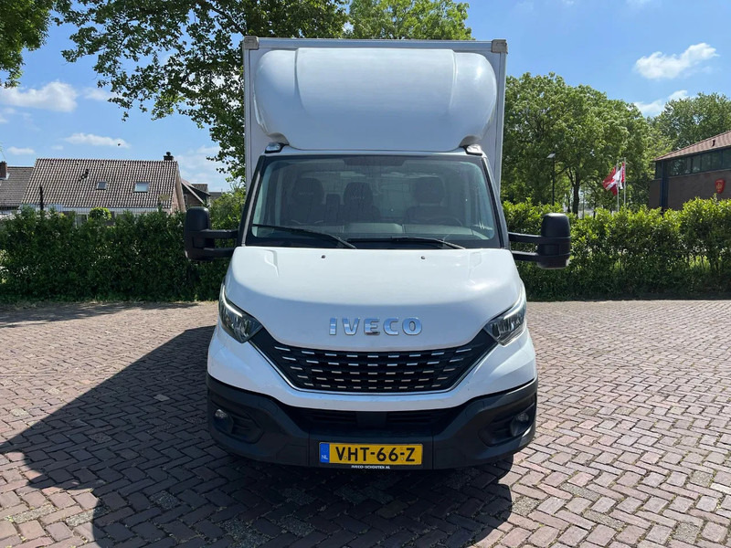 Iveco Daily 35C16 Achterdeuren (15 diverse modellen op voorraad) - Bestelwagen gesloten laadbak, Bestelwagen met dubbele cabine: afbeelding 3 Iveco Daily 35C16 Achterdeuren (15 diverse modellen op voorraad) - Bestelwagen gesloten laadbak, Bestelwagen met dubbele cabine: afbeelding 3