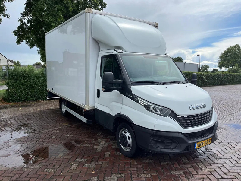 Iveco Daily 35C16 Achterdeuren (15 diverse modellen op voorraad) - Bestelwagen gesloten laadbak, Bestelwagen met dubbele cabine: afbeelding 3 Iveco Daily 35C16 Achterdeuren (15 diverse modellen op voorraad) - Bestelwagen gesloten laadbak, Bestelwagen met dubbele cabine: afbeelding 3
