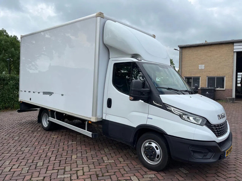 Iveco Daily 35C16 Achterdeuren nieuwe motor +distributieriem bij 253480 KM op 02-05-2024 - Bestelwagen gesloten laadbak, Bestelwagen met dubbele cabine: afbeelding 5 Iveco Daily 35C16 Achterdeuren nieuwe motor +distributieriem bij 253480 KM op 02-05-2024 - Bestelwagen gesloten laadbak, Bestelwagen met dubbele cabine: afbeelding 5