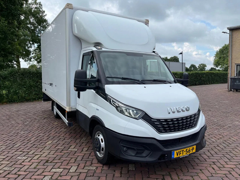 Iveco Daily 35C16 Achterdeuren nieuwe motor +distributieriem bij 253480 KM op 02-05-2024 - Bestelwagen gesloten laadbak, Bestelwagen met dubbele cabine: afbeelding 4 Iveco Daily 35C16 Achterdeuren nieuwe motor +distributieriem bij 253480 KM op 02-05-2024 - Bestelwagen gesloten laadbak, Bestelwagen met dubbele cabine: afbeelding 4