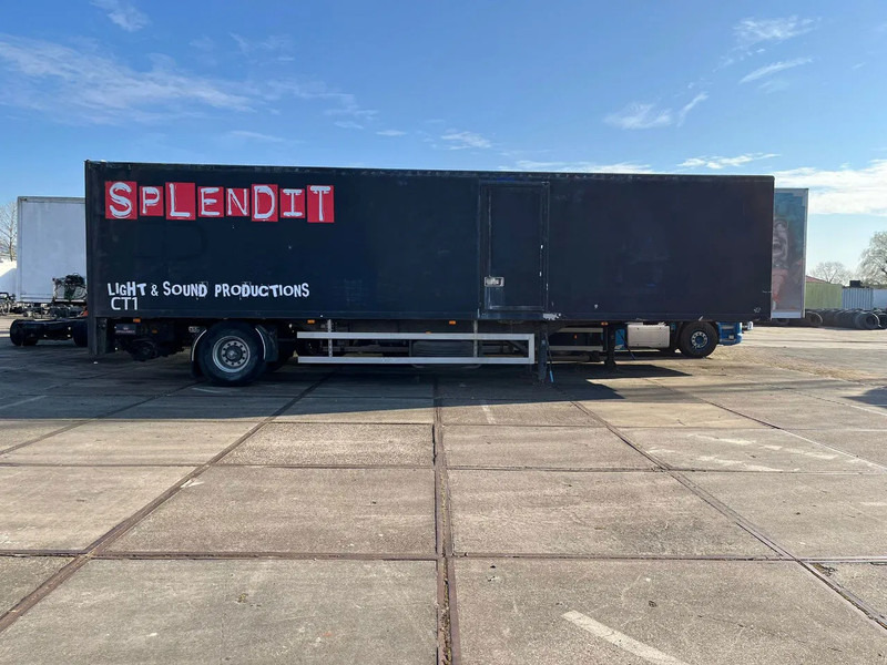 Netam-Fruehauf ONCRK 22110 - Gesloten oplegger: afbeelding 3 Netam-Fruehauf ONCRK 22110 - Gesloten oplegger: afbeelding 3