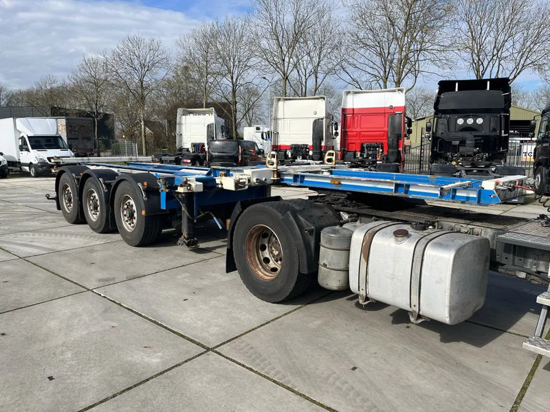 Renders-has O4/DA 08 EURO 800 CONTAINERCHASSIS - Containertransporter/ Wissellaadbak oplegger: afbeelding 3 Renders-has O4/DA 08 EURO 800 CONTAINERCHASSIS - Containertransporter/ Wissellaadbak oplegger: afbeelding 3