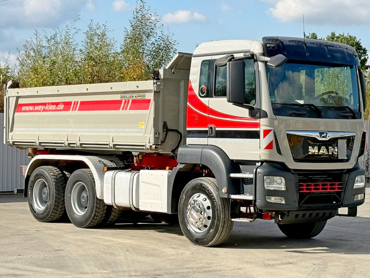 MAN TGS 26.460 * Kipper 4,90m+BORDMATIC * 6x4 * TOP - Kipper vrachtwagen, Kraanwagen: afbeelding 4 MAN TGS 26.460 * Kipper 4,90m+BORDMATIC * 6x4 * TOP - Kipper vrachtwagen, Kraanwagen: afbeelding 4