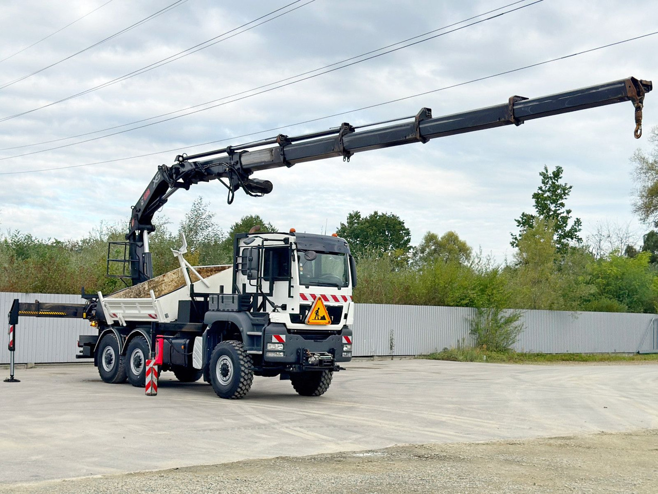 MAN TGS 33.400* HIAB 422 EP-5HIPRO * 6x6 * TOP - Kraanwagen: afbeelding 3 MAN TGS 33.400* HIAB 422 EP-5HIPRO * 6x6 * TOP - Kraanwagen: afbeelding 3