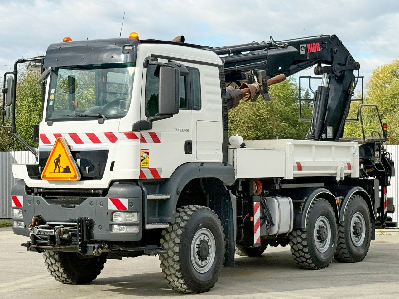 MAN TGS 33.400* HIAB 422 EP-5HIPRO * 6x6 * TOP - Kraanwagen: afbeelding 4 MAN TGS 33.400* HIAB 422 EP-5HIPRO * 6x6 * TOP - Kraanwagen: afbeelding 4