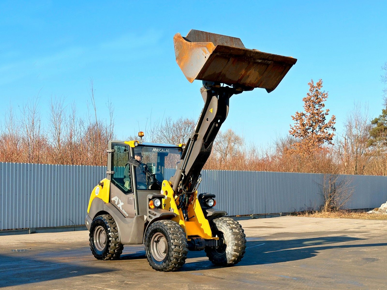 MECALAC AHLMANN AX 1000 * RADLADER * TOP - Wiellader: afbeelding 1 MECALAC AHLMANN AX 1000 * RADLADER * TOP - Wiellader: afbeelding 1