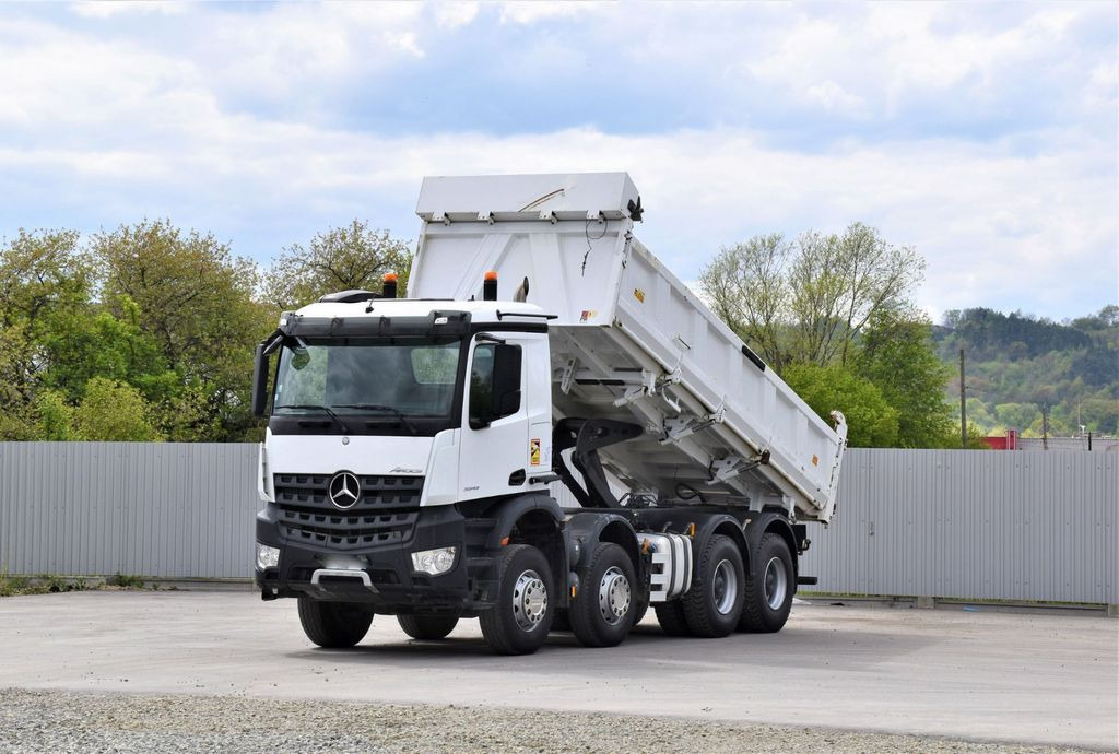 Mercedes-Benz AROCS 3243* KIPPER 6,00 + BORDMATIC / 8x4 Mercedes-Benz AROCS 3243* KIPPER 6,00 + BORDMATIC / 8x4 - Kipper vrachtwagen: afbeelding 5 Mercedes-Benz AROCS 3243* KIPPER 6,00 + BORDMATIC / 8x4 Mercedes-Benz AROCS 3243* KIPPER 6,00 + BORDMATIC / 8x4 - Kipper vrachtwagen: afbeelding 5