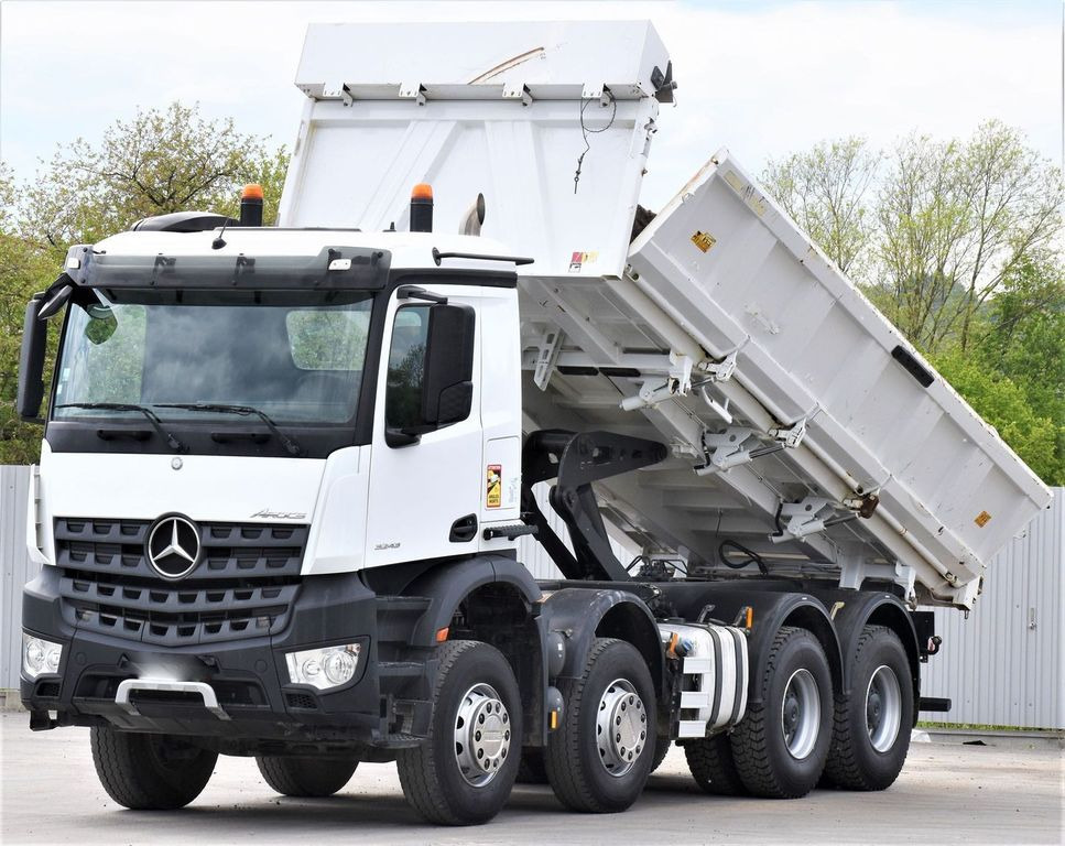 Mercedes-Benz AROCS 3243* KIPPER 6,00 + BORDMATIC / 8x4 Mercedes-Benz AROCS 3243* KIPPER 6,00 + BORDMATIC / 8x4 - Kipper vrachtwagen: afbeelding 3 Mercedes-Benz AROCS 3243* KIPPER 6,00 + BORDMATIC / 8x4 Mercedes-Benz AROCS 3243* KIPPER 6,00 + BORDMATIC / 8x4 - Kipper vrachtwagen: afbeelding 3