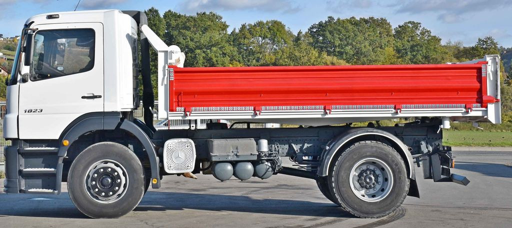 Leasing Mercedes-Benz AXOR 1823 * KIPPER 4,45 m * TOPZUSTAND Mercedes-Benz AXOR 1823 * KIPPER 4,45 m * TOPZUSTAND Mercedes-Benz AXOR 1823 * KIPPER 4,45 m * TOPZUSTAND Mercedes-Benz AXOR 1823 * KIPPER 4,45 m * TOPZUSTAND: afbeelding 6 Leasing Mercedes-Benz AXOR 1823 * KIPPER 4,45 m * TOPZUSTAND Mercedes-Benz AXOR 1823 * KIPPER 4,45 m * TOPZUSTAND Mercedes-Benz AXOR 1823 * KIPPER 4,45 m * TOPZUSTAND Mercedes-Benz AXOR 1823 * KIPPER 4,45 m * TOPZUSTAND: afbeelding 6