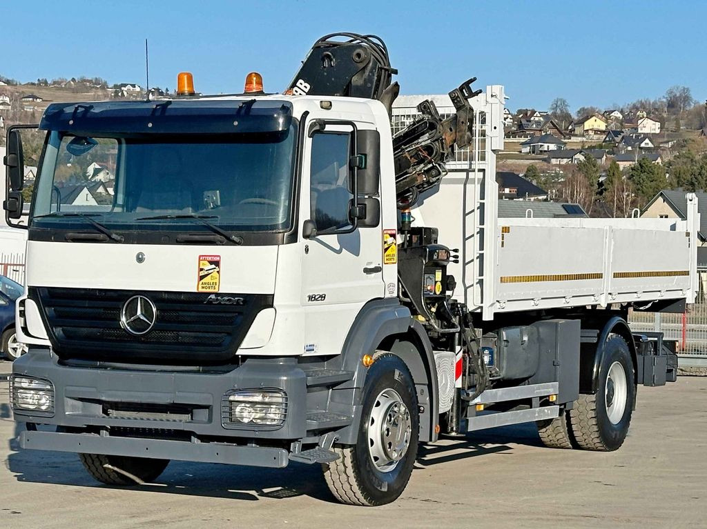 Mercedes-Benz AXOR 1828*HIAB 122 BS-3 HIDUO + FUNK *TOPZUSTAND - Kipper vrachtwagen, Kraanwagen: afbeelding 4 Mercedes-Benz AXOR 1828*HIAB 122 BS-3 HIDUO + FUNK *TOPZUSTAND - Kipper vrachtwagen, Kraanwagen: afbeelding 4