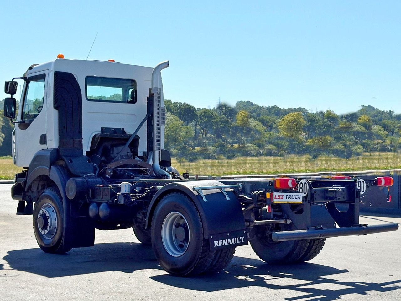 Renault KERAX 370 * FAHRGESTELL 4,55 m / 4x4*TOPZUSTAND - Chassis vrachtwagen: afbeelding 5 Renault KERAX 370 * FAHRGESTELL 4,55 m / 4x4*TOPZUSTAND - Chassis vrachtwagen: afbeelding 5