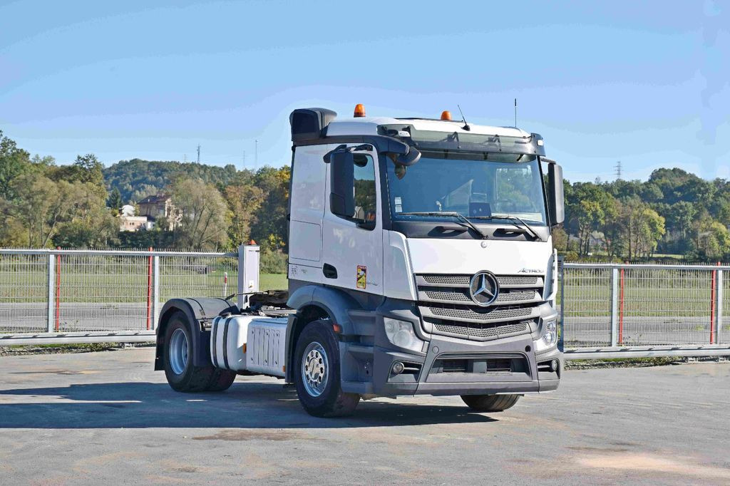 Mercedes-Benz ACTROS 1843 * Sattelzugmaschine * TOPZUSTAND - Trekker: afbeelding 2 Mercedes-Benz ACTROS 1843 * Sattelzugmaschine * TOPZUSTAND - Trekker: afbeelding 2