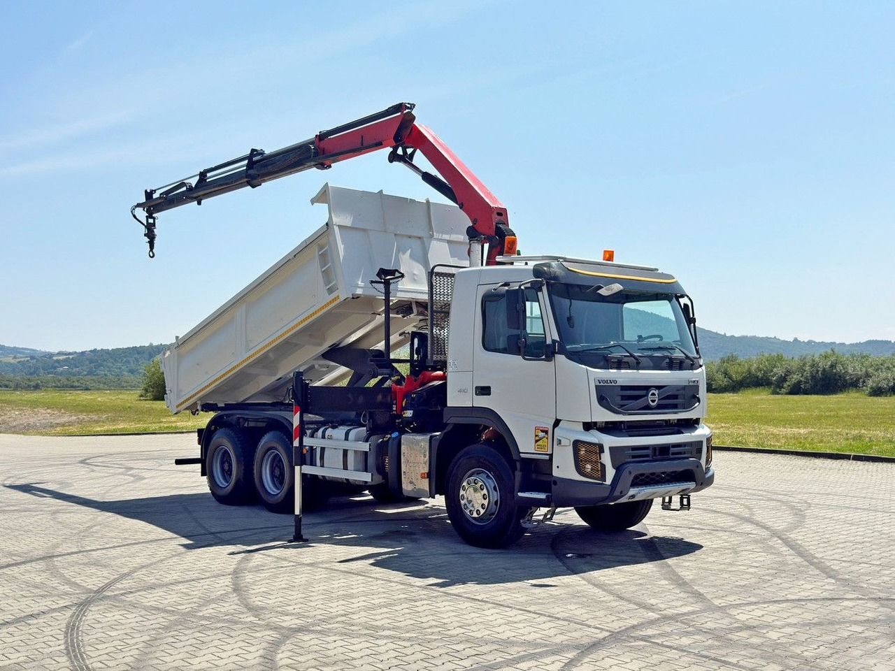 Volvo FMX 410 Kipper 4,70m *PK 14002-EH B/FUNK *6x4 - Kraanwagen: afbeelding 2 Volvo FMX 410 Kipper 4,70m *PK 14002-EH B/FUNK *6x4 - Kraanwagen: afbeelding 2