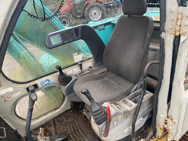 Kobelco SK100 - Rupsgraafmachine: afbeelding 2 Kobelco SK100 - Rupsgraafmachine: afbeelding 2