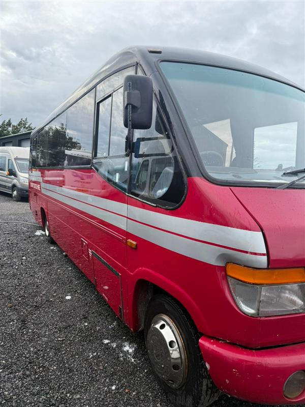 2005 Mercedes 29 seat Plaxton Cheetah minicoach - Minibus, Personenvervoer: afbeelding 3 2005 Mercedes 29 seat Plaxton Cheetah minicoach - Minibus, Personenvervoer: afbeelding 3
